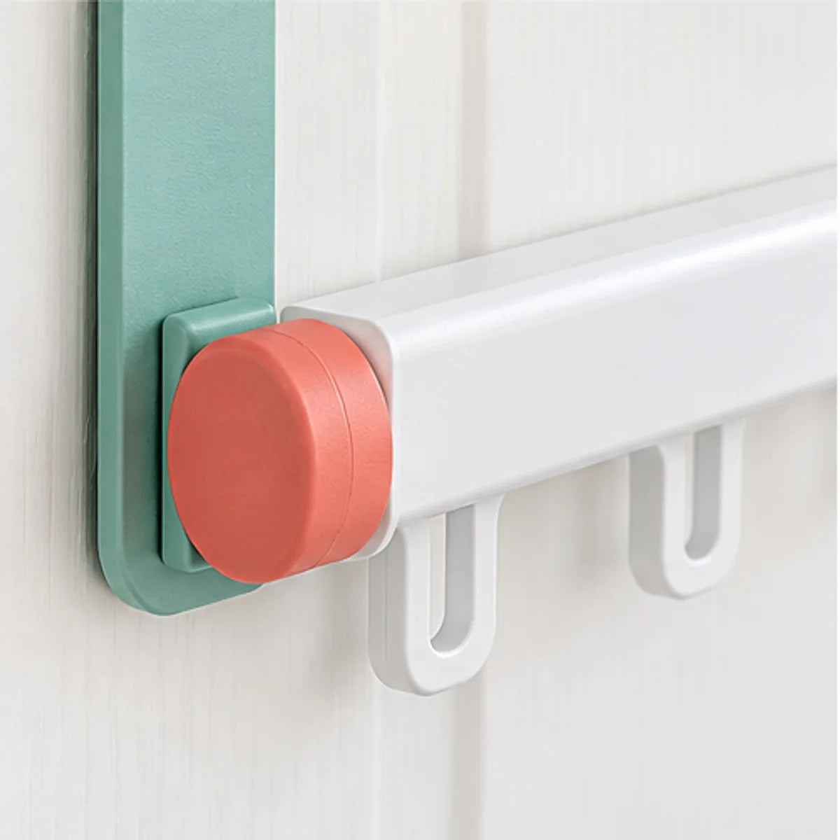 Over-Door Drying Rail — detail