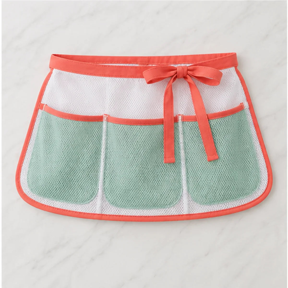Clothespin Storage Apron — package contents